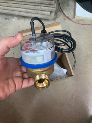 Caudalímetro contador de agua con impulsos
