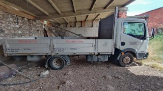 Nissan Cabstar 2012