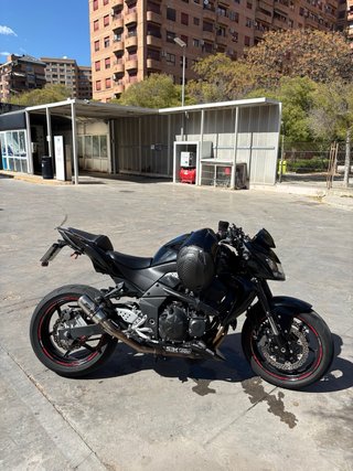 Kawasaki Z750 Negra