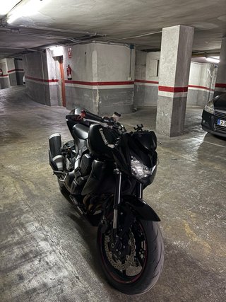Kawasaki Z750 Negra