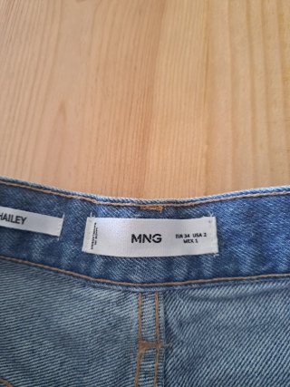 Shorts vaqueros Mango desgastados