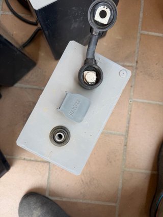 Batería Hawker 12V 180Ah (6 vasos PzS 180 ah