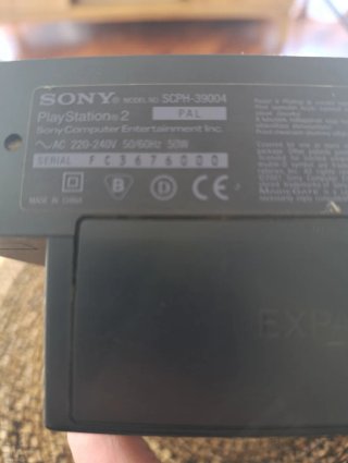 Pack PlayStation 2 con Mando y Tarjeta Memoria.