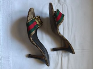 Sandalias Gucci Marrón y Dorado