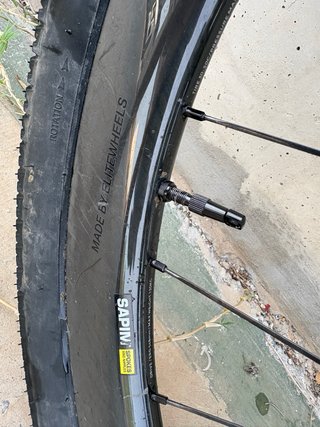 Specialized Diverge Comp Carbon 2025