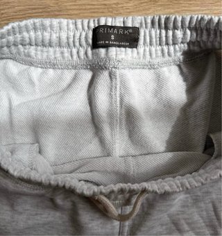 Pantalón corto blanco con cordón