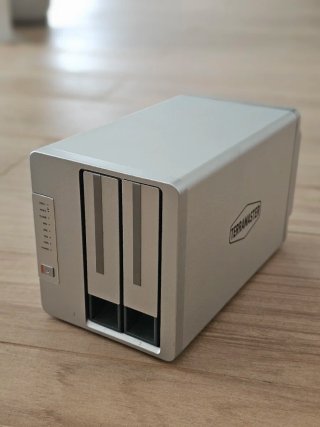 TERRAMASTER NAS 2 bahías Plata PARA PIEZAS