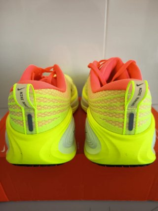 Nike Vomero Plus Talla 40.5 42 44
