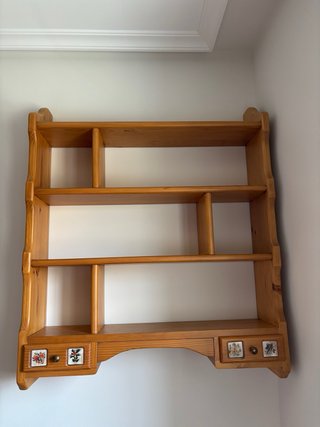 Habitación completa: Cama, mesita , cómoda, baldas