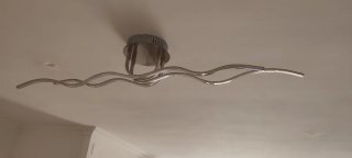 Lámpara LED diseño ondulado plata