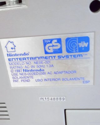 Consola Nintendo NES original, Versión española