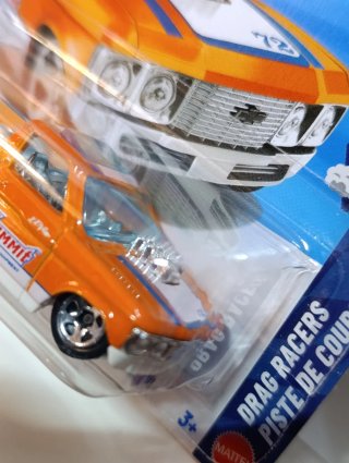 CHEVY LUV CUSTOM PERSONALIZE DEL 72 1/64 HOTWHEELS