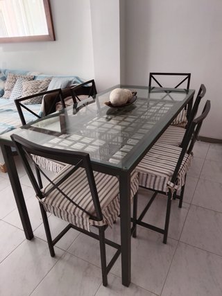 Mesa Comedor Cristal y acero en Calafell