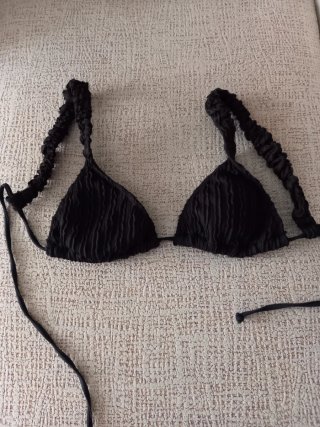 Sujetador bikini negro textura
