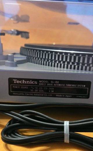 Tocadiscos Technics SL-D2 Tracción Directa