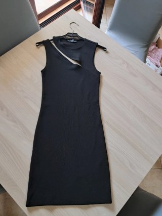 Vestitino nero cut-out