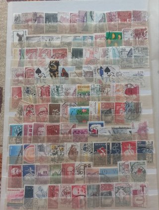 100 sellos usados Dinamarca