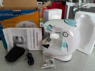 Mini Máquina de Coser Personal