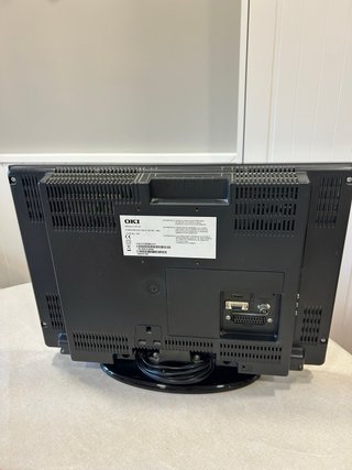 Monitor OKI V19C PH Negro con Mando 19 pulgadas
