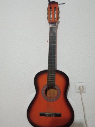 Guitarra acústica casi nueva