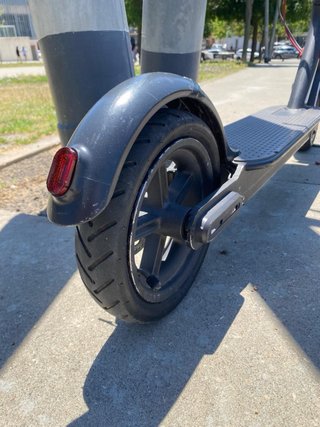 Patinete Eléctrico Xiaomi M365