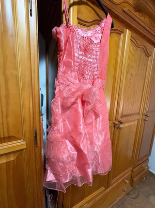 Vestido anaranjado talla S con volantes