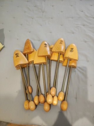 Protectores de zapatos de madera