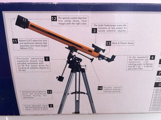 Telescopio Konus Konustart 900 Motor con trípode