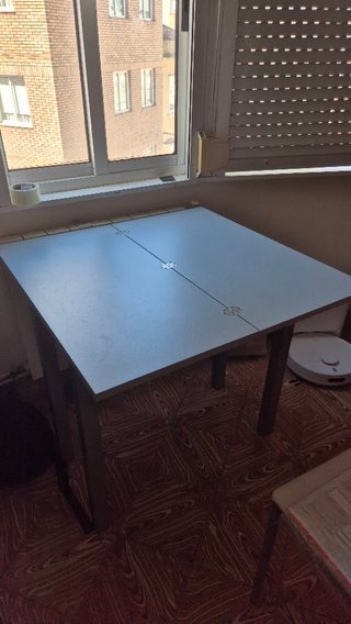 Mesa plegable con taburete