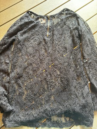 Jersey de encaje negro