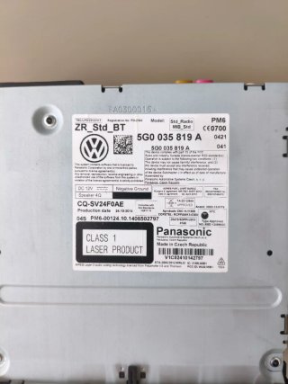 Pantalla original VW Golf VII + marco y módulo CD