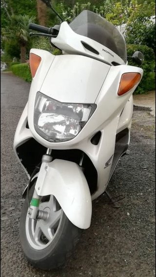 Honda Foresight 250 Maxi Scooter