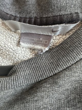 Sudadera Nike Gris