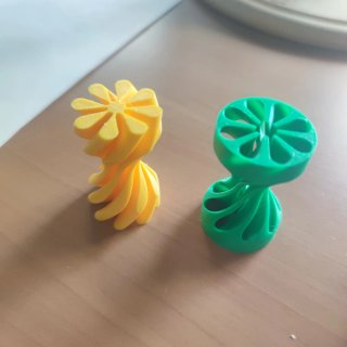 Juguete relajante - Pirámide Infinita 3D