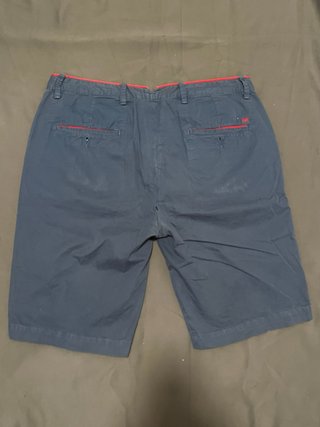 Bermuda azul