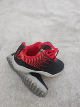 Zapatillas deportivas niño talla 25