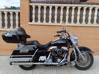 Harley Davidson Road King Negra