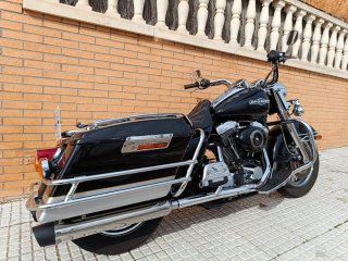 Harley Davidson Road King Negra