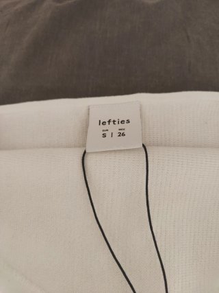 Vestido blanco Lefties