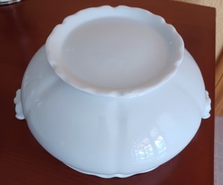Sopera antigua de porcelana