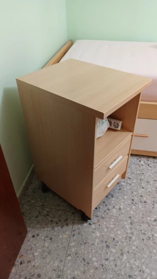 Cama individual con cajones