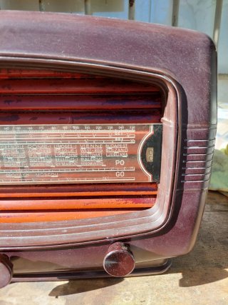Radio antigua Radialva superchic alternatif 1947