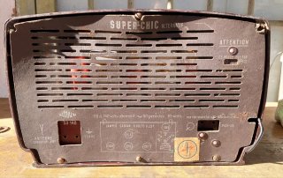 Radio antigua Radialva superchic alternatif 1947