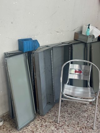 Estanterías y baldas metálicas