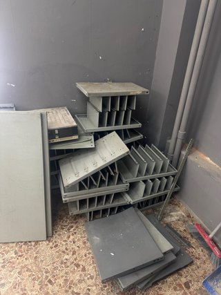 Estanterías y baldas metálicas