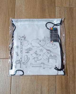 Mochila especial con colores para colorear