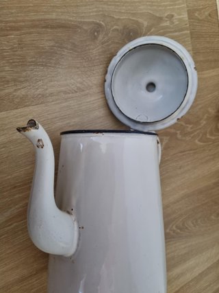Cafetera esmaltada de porcelana vintage