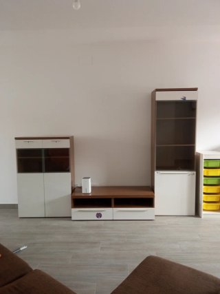 Muebles de salón madera melamina y cristal