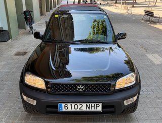 Toyota RAV4 / 4x4 / negro / descapotable / cabrio