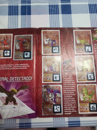 Álbum Completo Invizimals Sticker Album